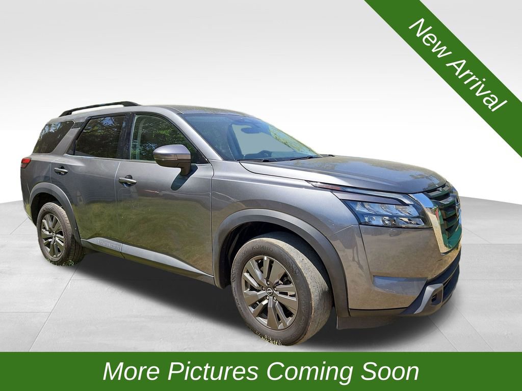 Used 2025 Nissan Pathfinder SV