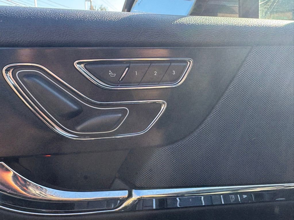 Used 2020 Lincoln Corsair Reserve w/ Equipment Group 201A image 39