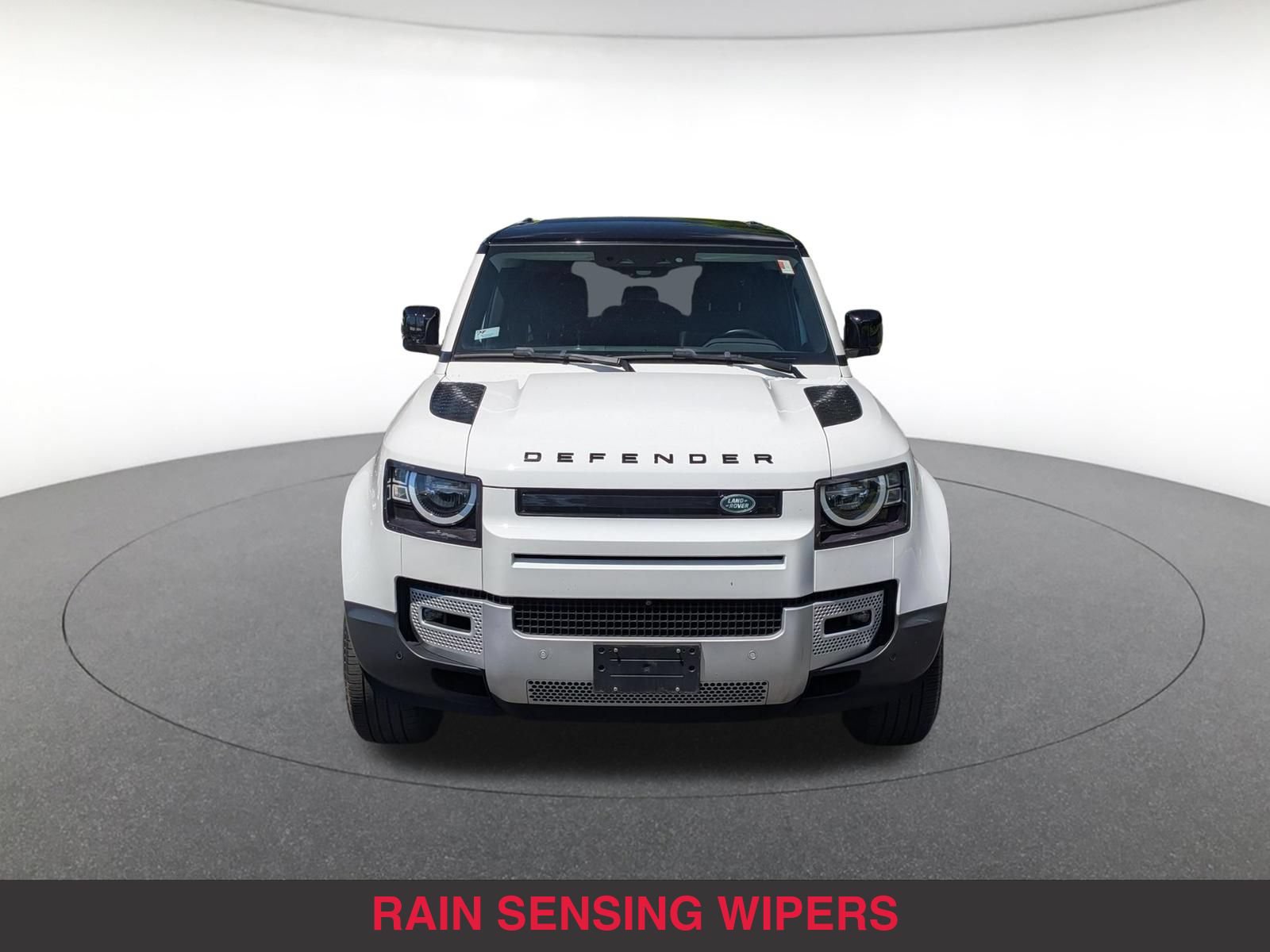 Used 2023 Land Rover Defender 110 S AWD/4WD image 2