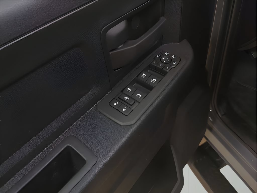 New 2026 RAM 2500 Warlock AWD/4WD image 22