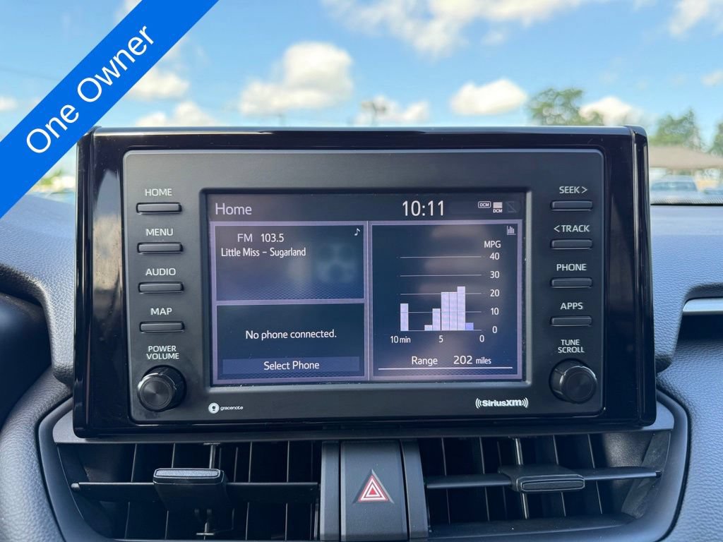 Used 2022 Toyota RAV4 XLE FWD image 14