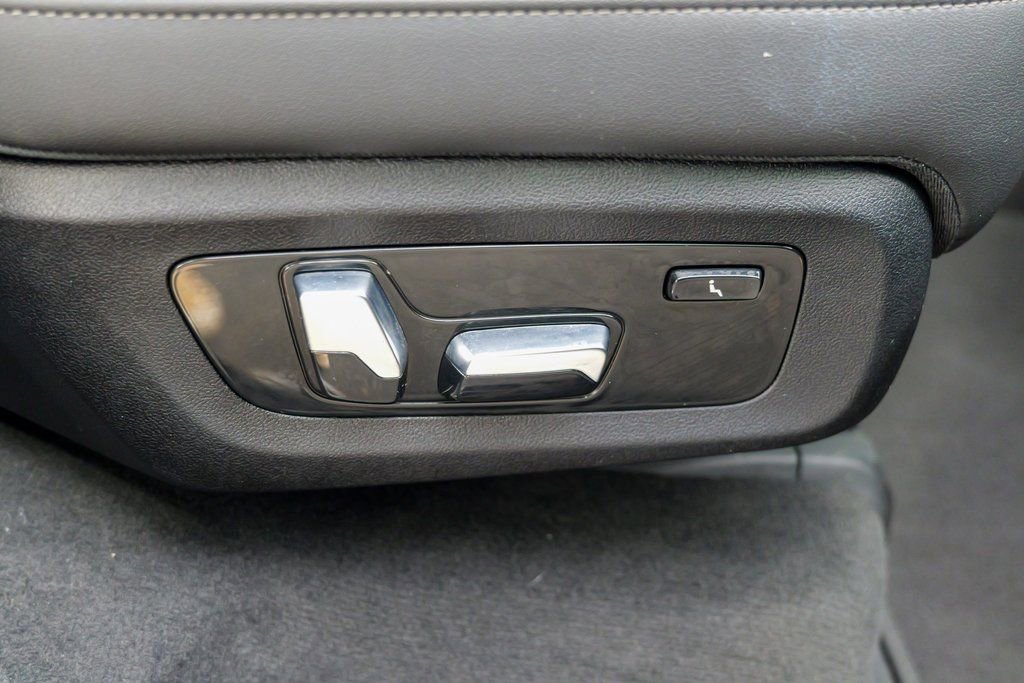 Used 2024 BMW X7 xDrive40i image 37