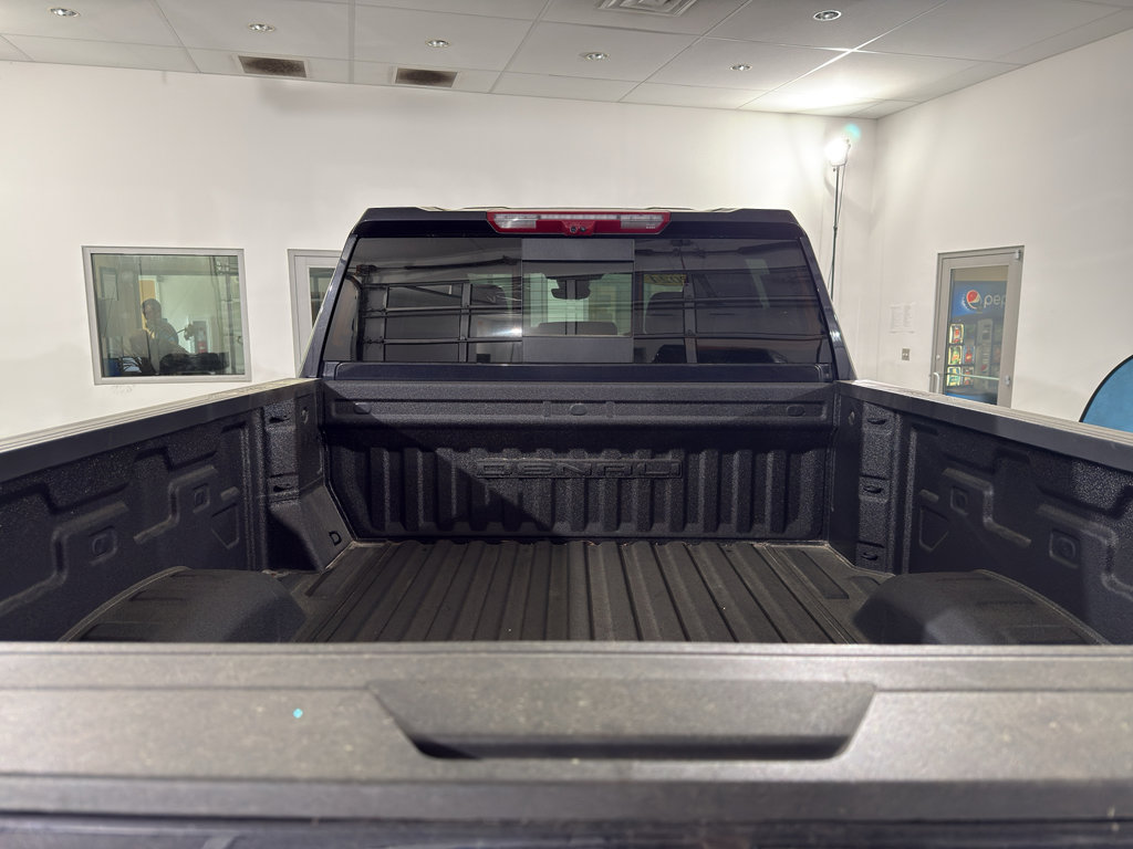 Used 2024 GMC Sierra 2500 Denali w/ Denali Reserve Package image 8