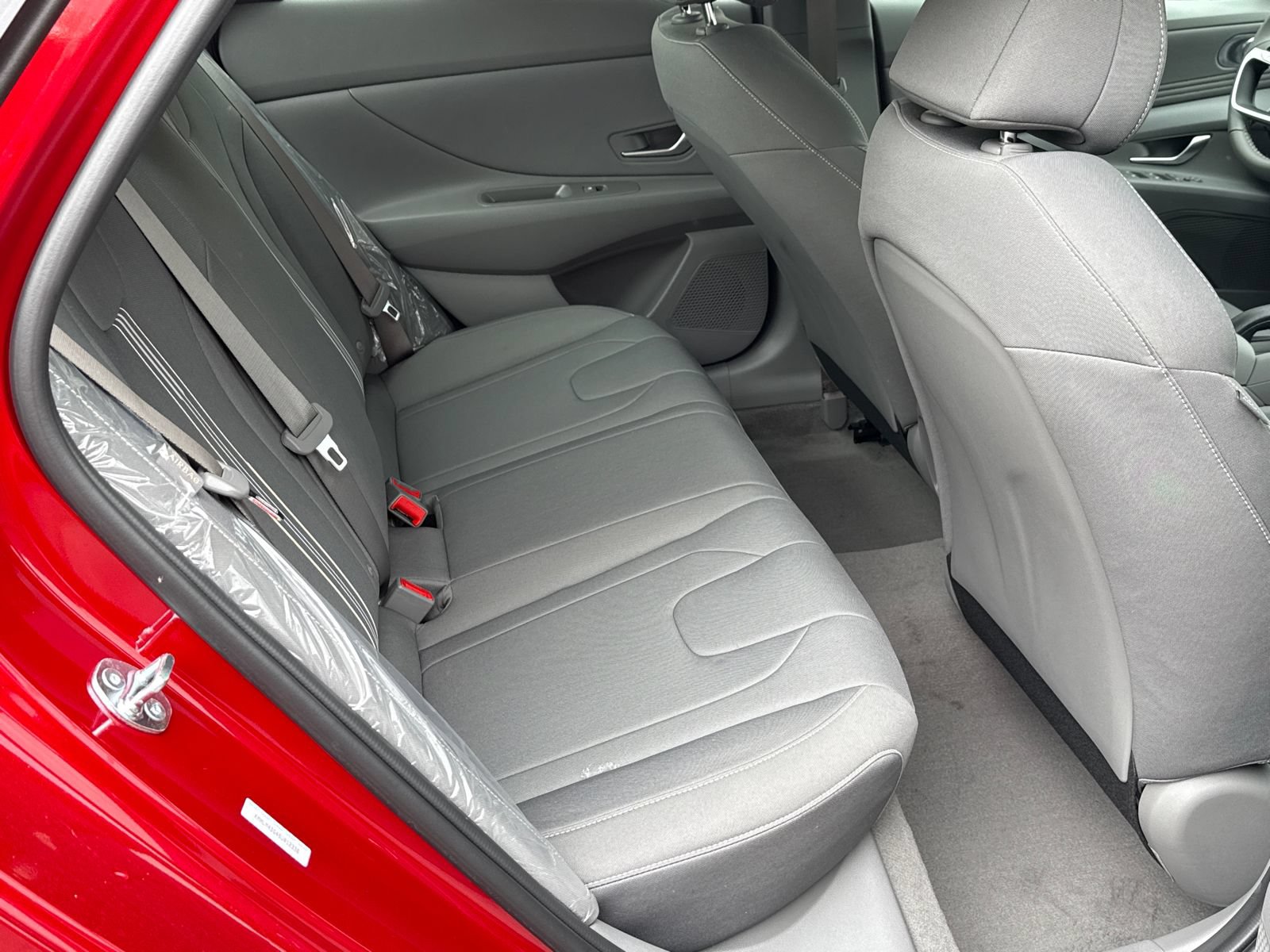 Used 2025 Hyundai Elantra Sport FWD image 15