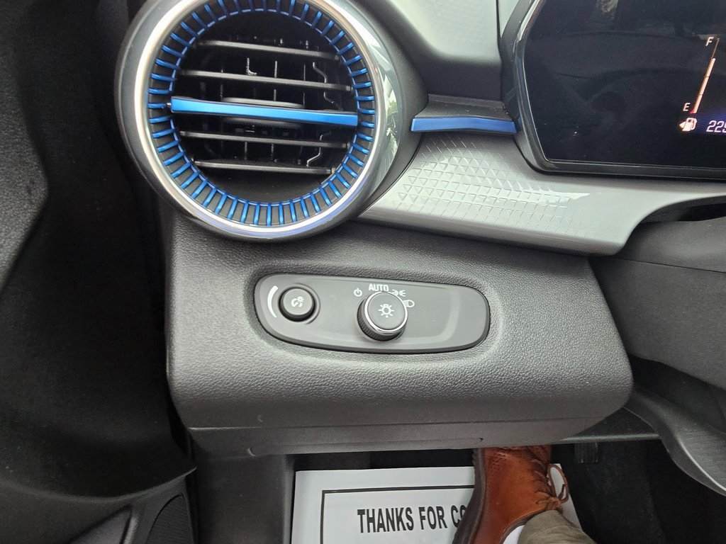 Used 2024 Chevrolet Trax LT image 25