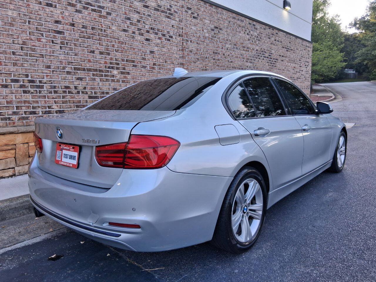 Used 2016 BMW 328i Sedan RWD image 5