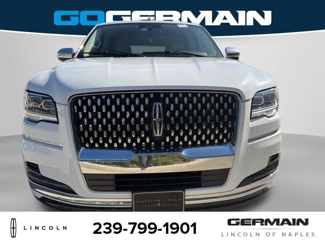 Used 2023 Lincoln Navigator Black Label image 10