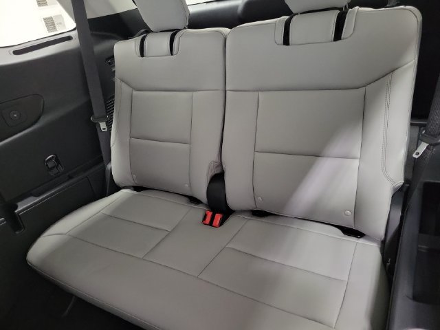 New 2026 Ford Explorer Active w/ Active Comfort Package AWD/4WD image 13