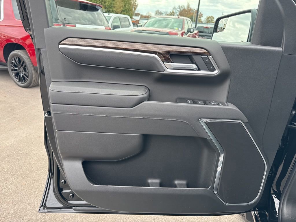 New 2026 GMC Sierra 1500 Elevation image 13