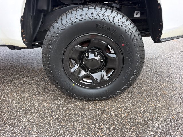 Used 2023 Toyota Tacoma SR AWD/4WD image 28