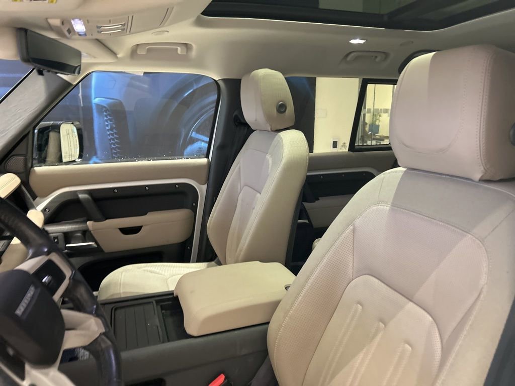 Used 2020 Land Rover Defender 110 S image 3