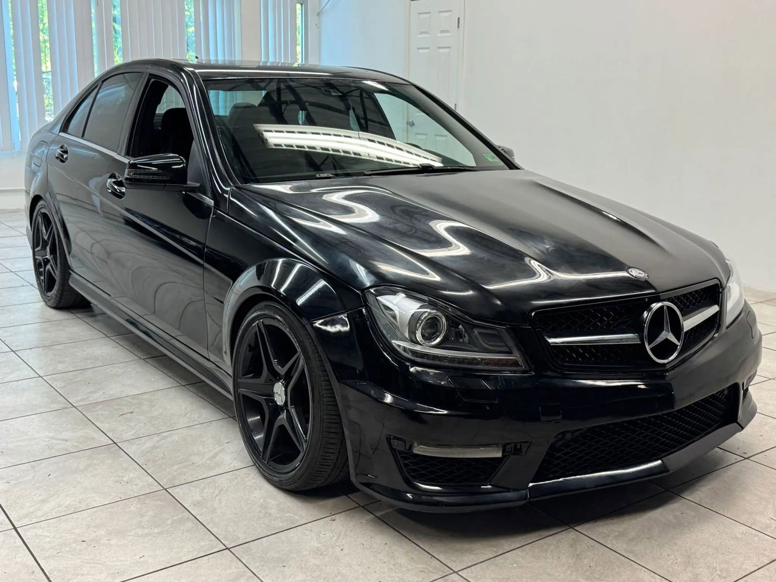 Used 2014 Mercedes-Benz C 63 AMG Sedan image 1