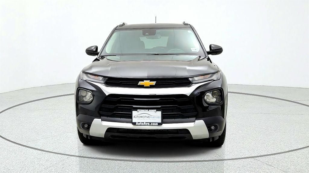 Used 2023 Chevrolet TrailBlazer LT w/ Convenience Package AWD/4WD image 8