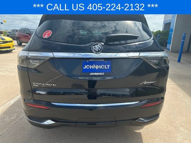 Used 2023 Buick Enclave Avenir AWD/4WD image 7