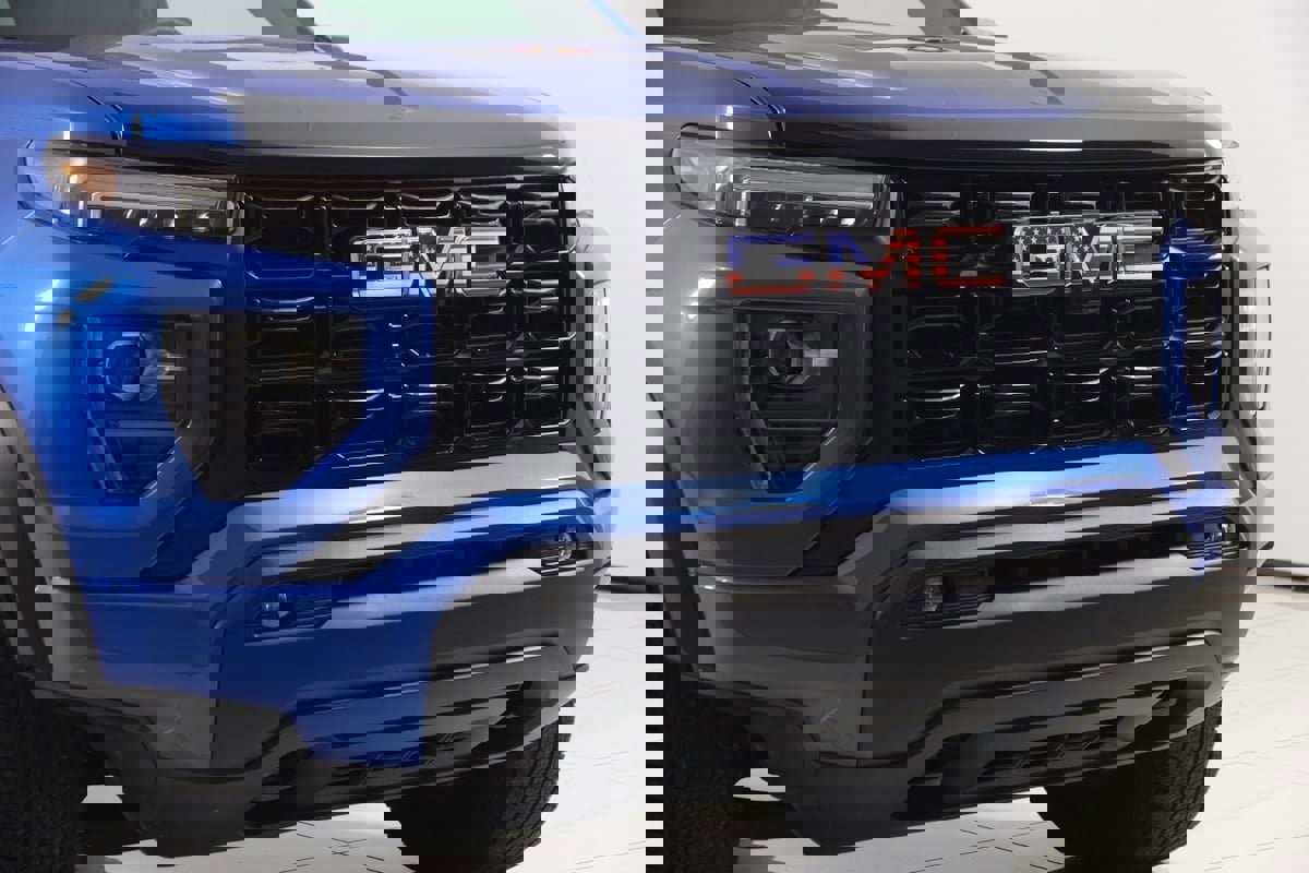 Used 2023 GMC Canyon Elevation w/ Convenience Package image 47