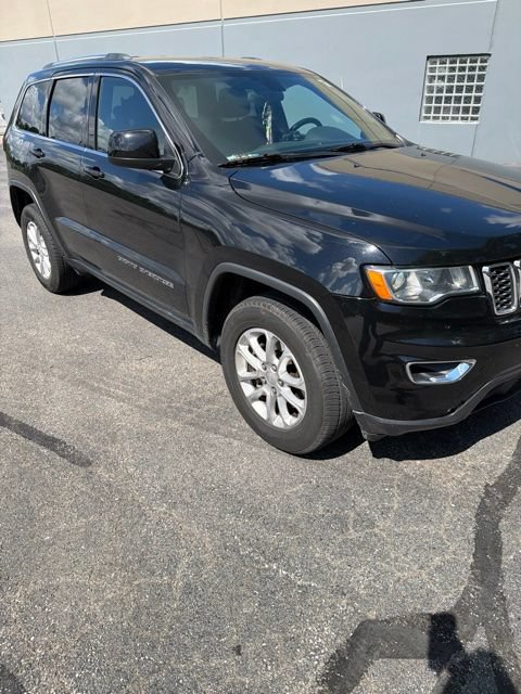 Used 2021 Jeep Grand Cherokee Laredo w/ Security & Convenience Group AWD/4WD image 6