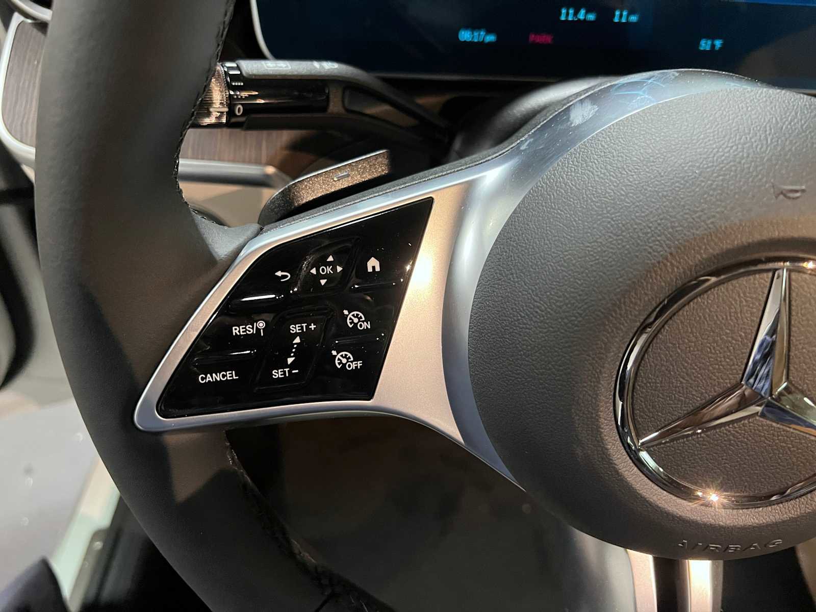 Used 2025 Mercedes-Benz C 300 4MATIC Sedan image 21