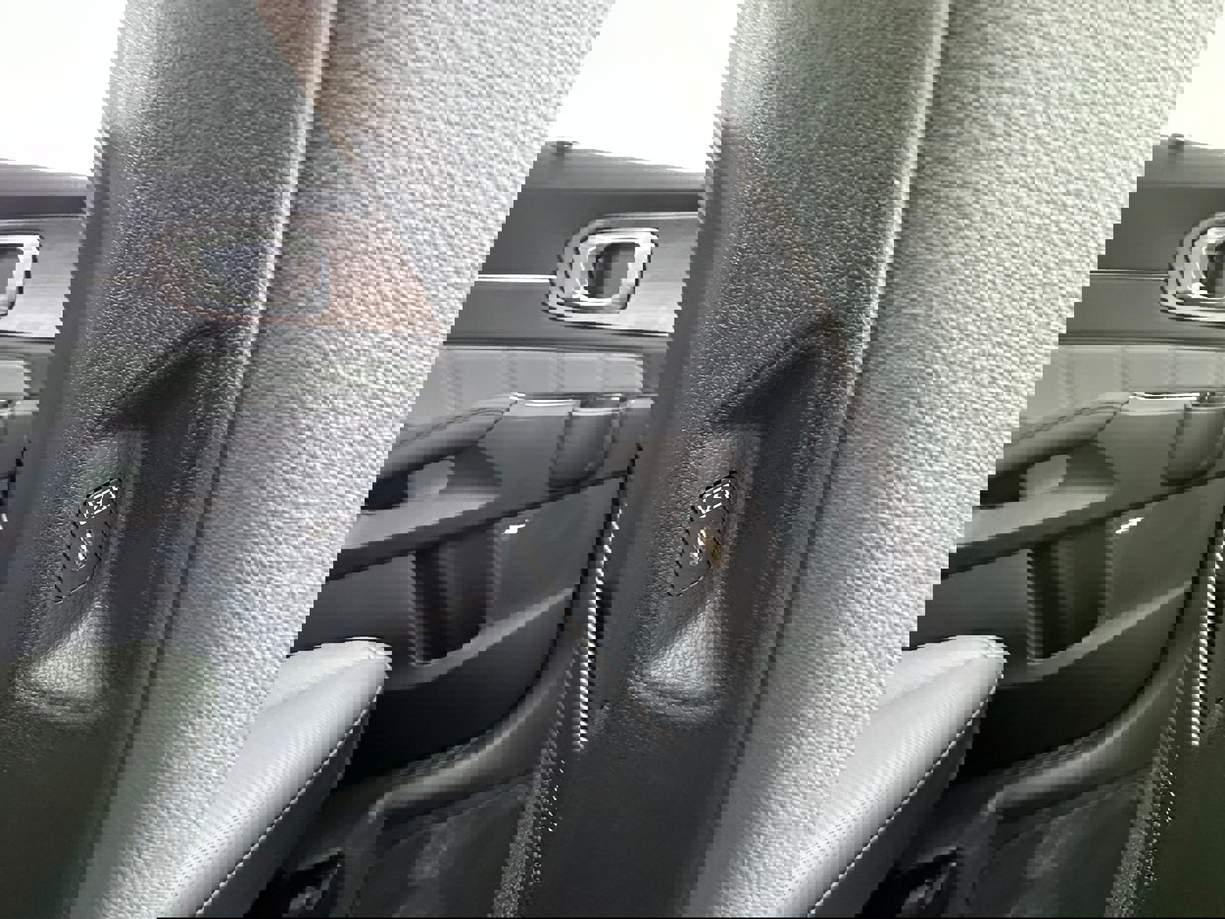 Used 2025 Kia Sorento SX Prestige w/ Sage Leather Package image 22