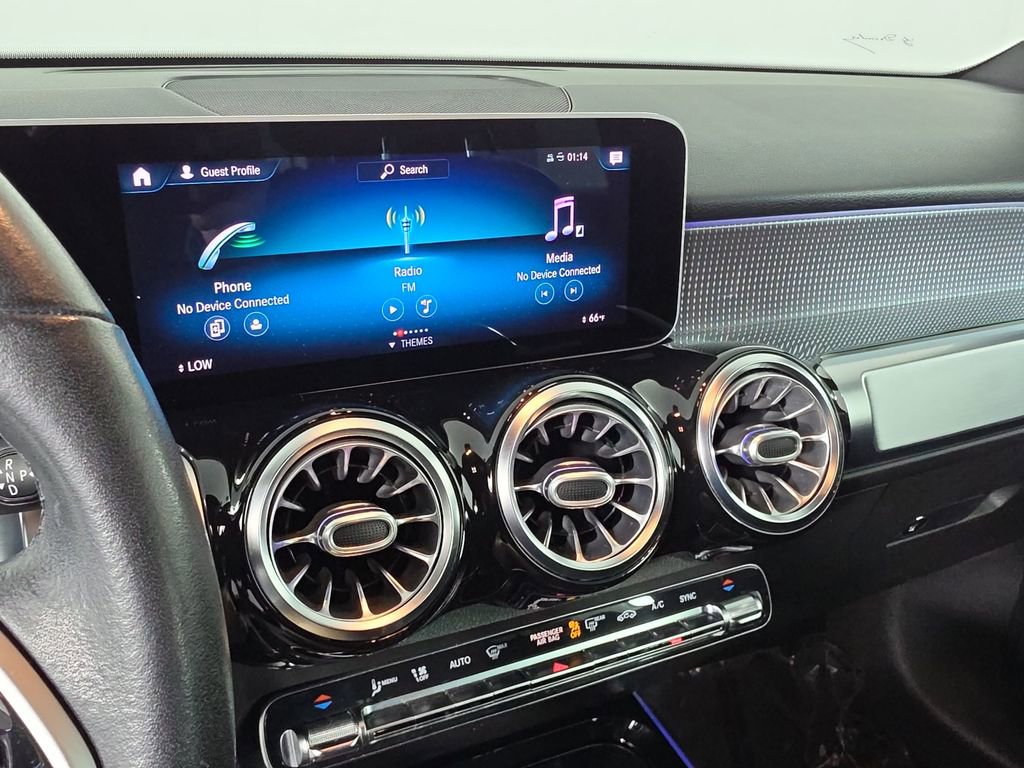 Used 2021 Mercedes-Benz GLB 250 image 19