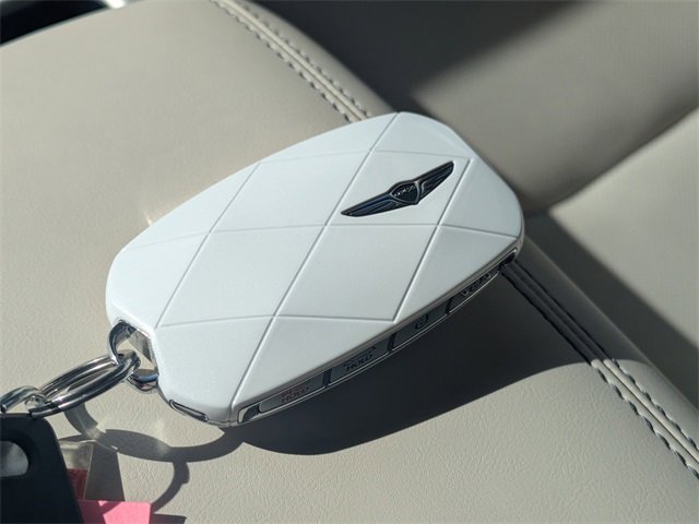 Used 2026 Genesis GV70 2.5T Select image 31