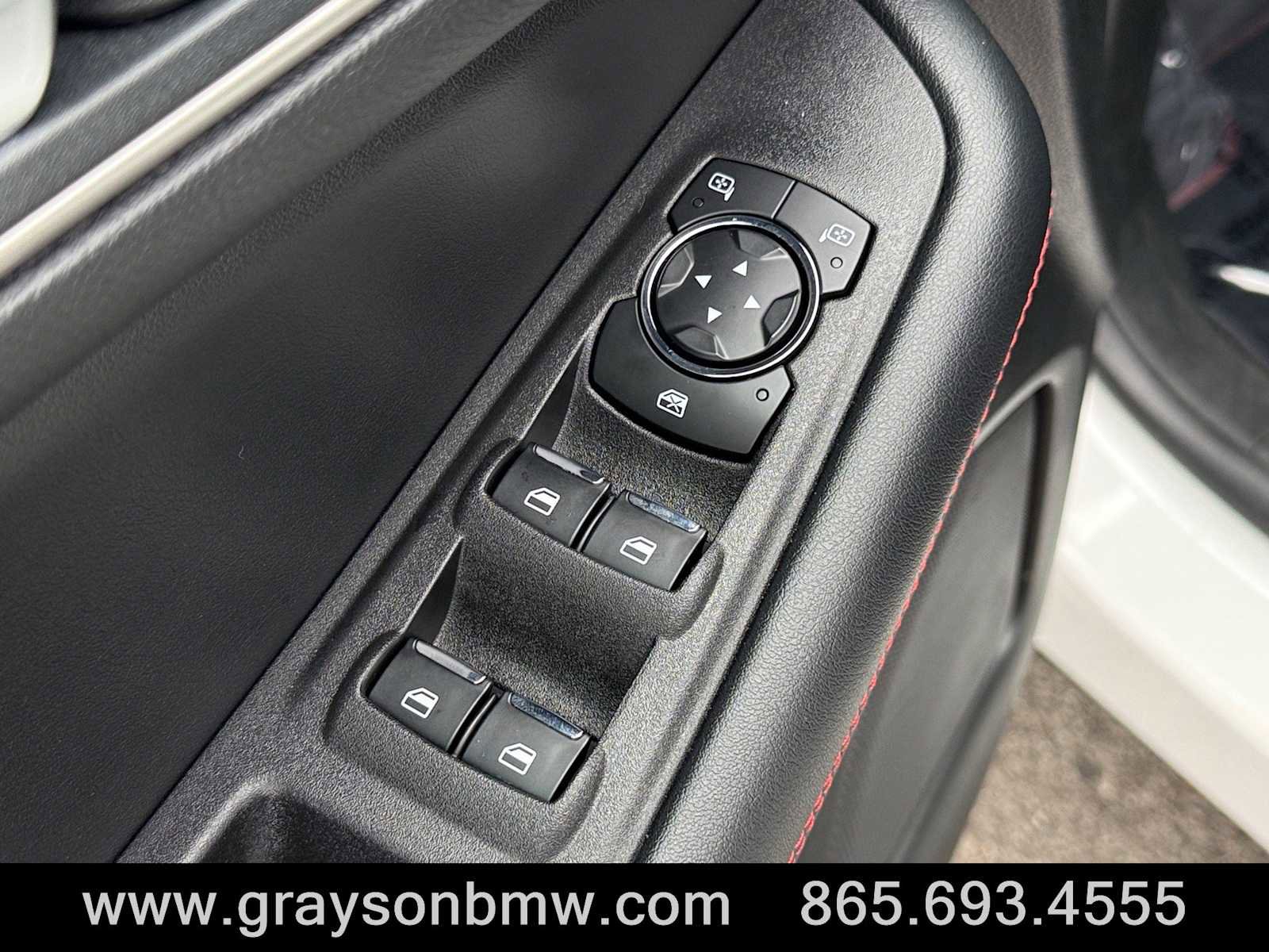 Used 2024 Ford Edge ST-Line image 13