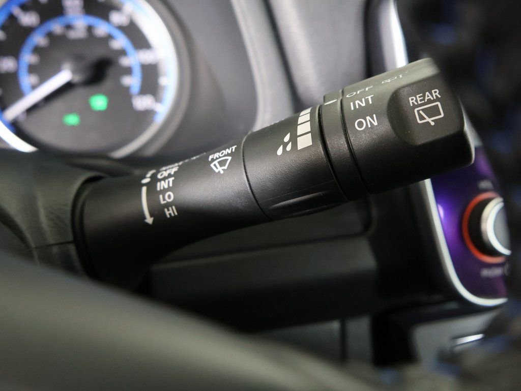 Used 2021 Nissan Leaf SV w/ SV Technology Package image 28