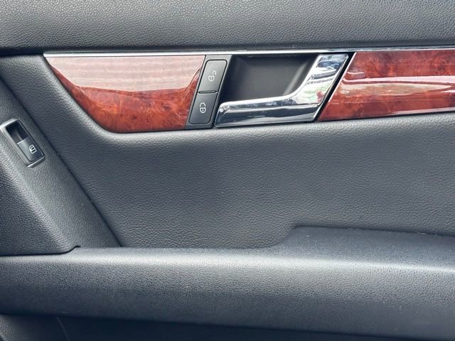 Used 2011 Mercedes-Benz C 300 4MATIC Sedan image 29