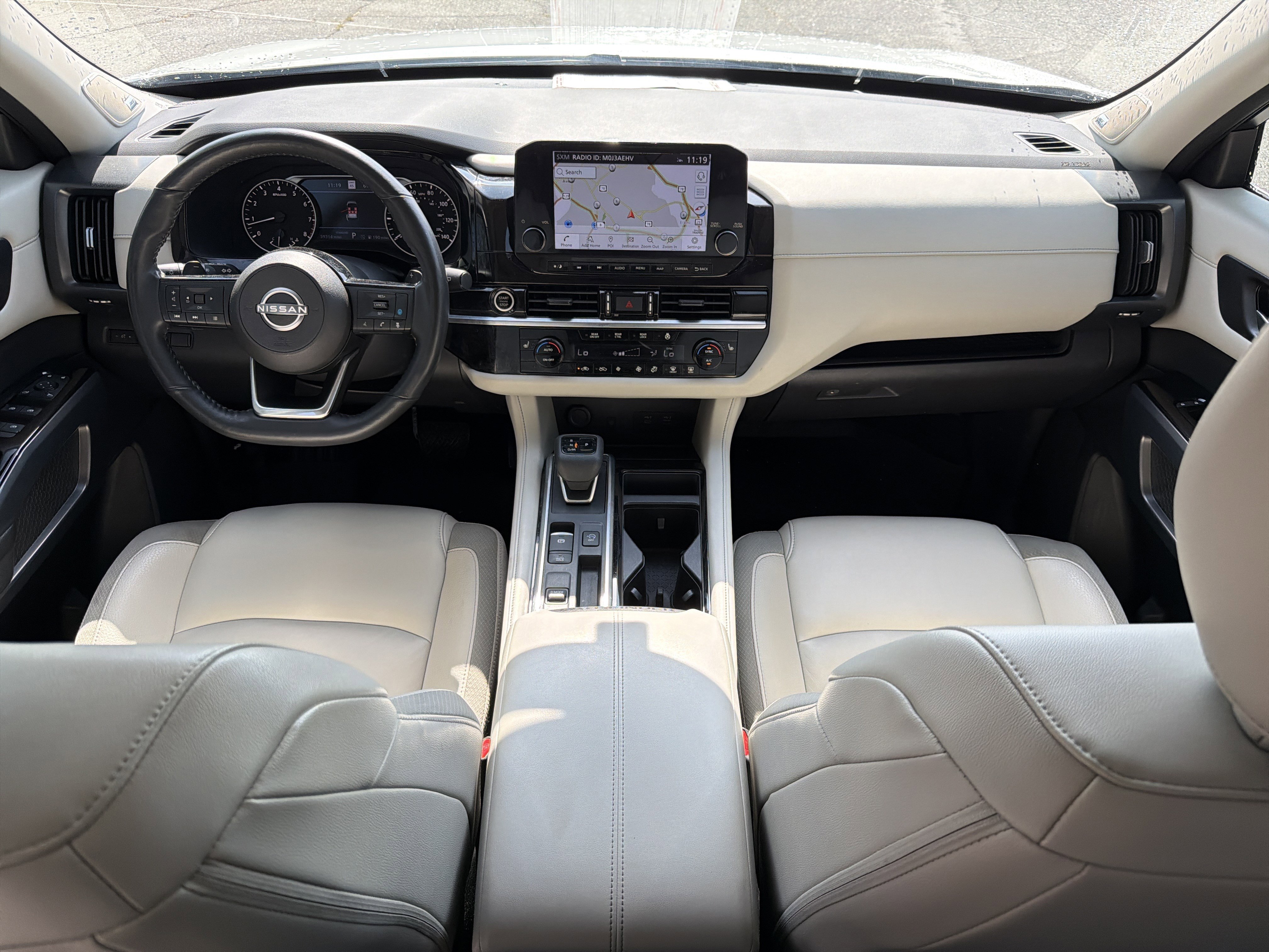 Used 2023 Nissan Pathfinder SL w/ SL Premium Package image 27