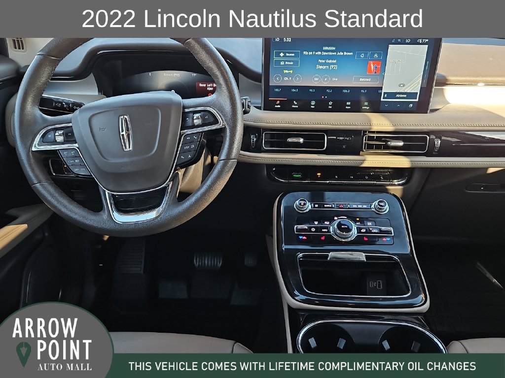 Used 2022 Lincoln Nautilus FWD w/ Premium Package image 20