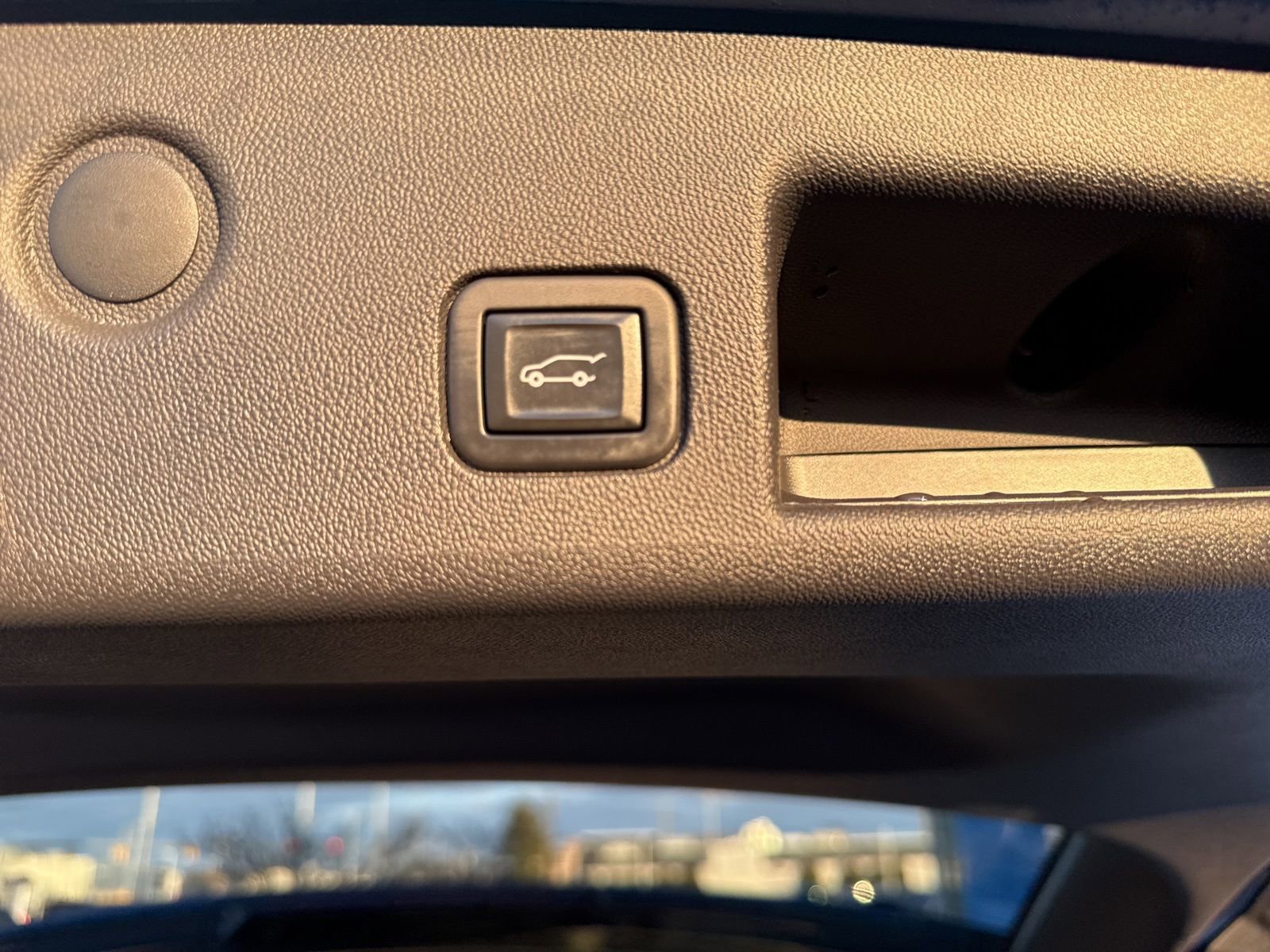 Used 2021 Chevrolet Equinox LT image 14