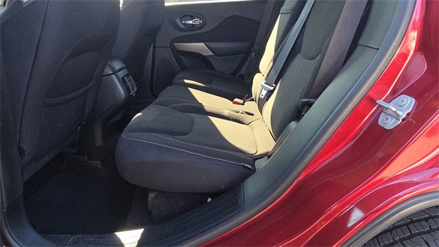 Used 2017 Jeep Cherokee Latitude image 31