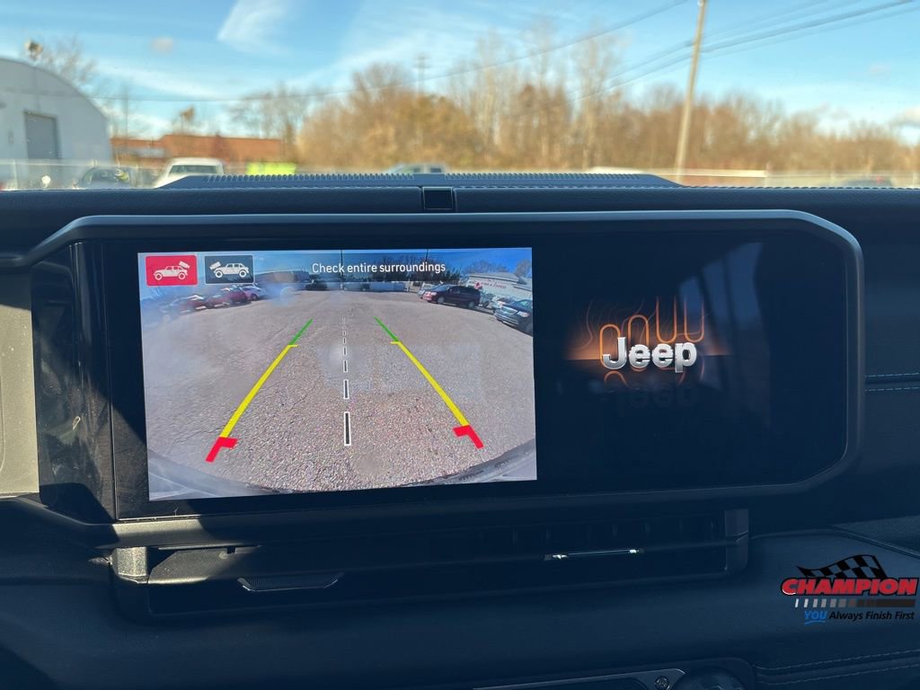 Used 2024 Jeep Wrangler High Altitude image 22