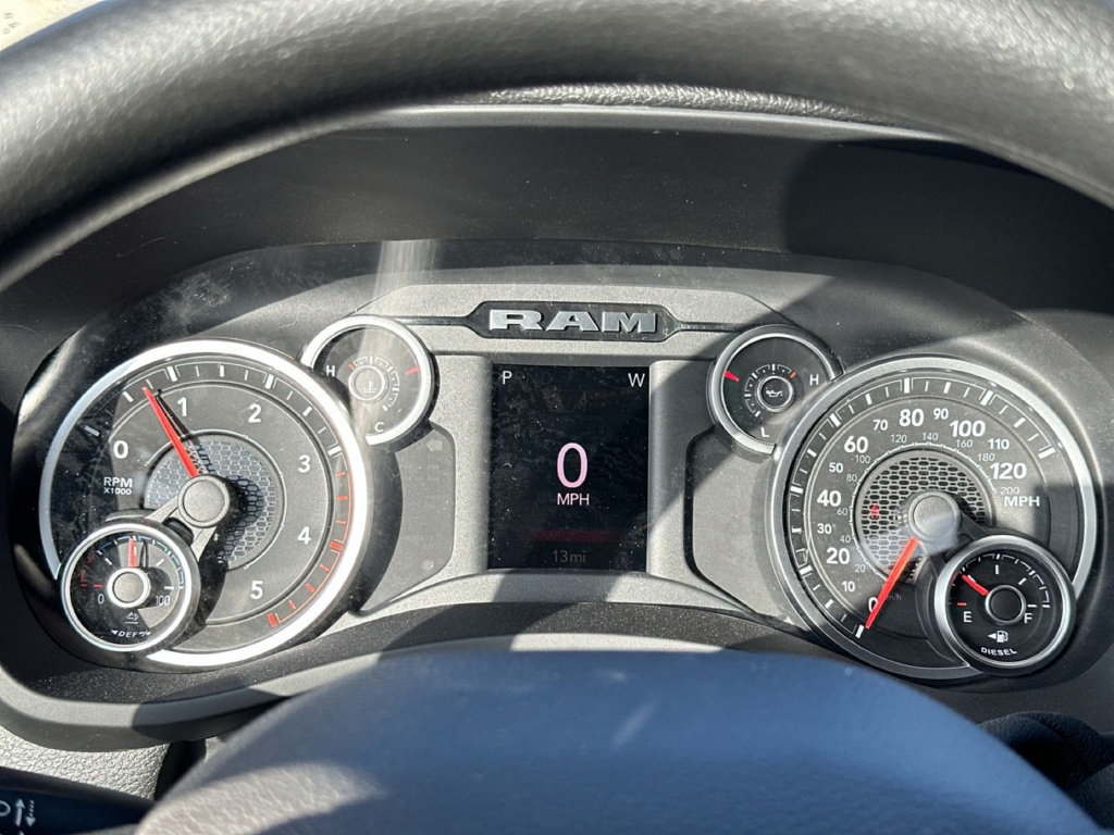 New 2027 RAM 3500 Tradesman AWD/4WD image 32
