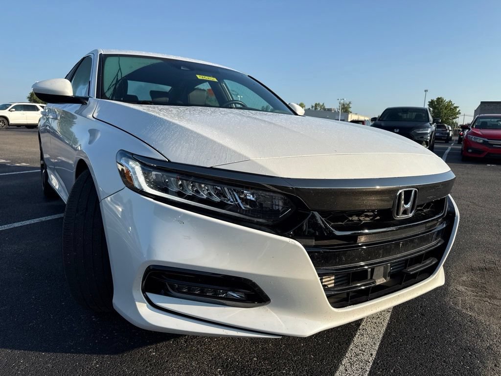 Used 2019 Honda Accord Sport image 12