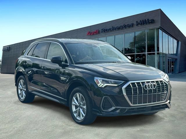 Used 2023 Audi Q3 2.0T Premium w/ Convenience Package AWD/4WD image 7