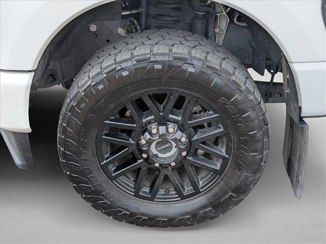 Used 2024 Ford F250 Platinum image 9