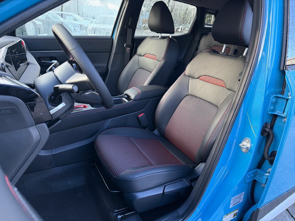 New 2027 Nissan Kicks SR FWD image 27