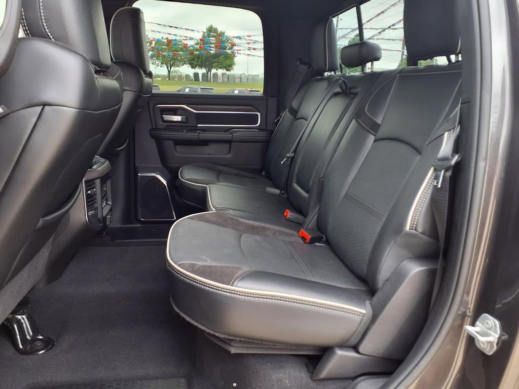 Used 2025 RAM 2500 Laramie AWD/4WD image 11