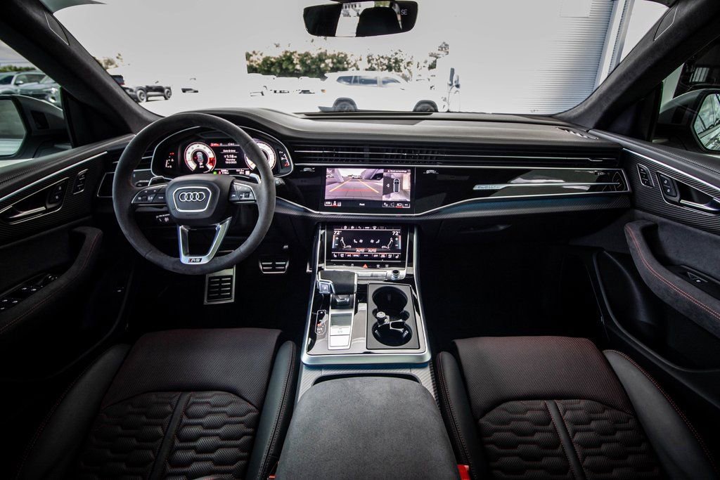 Used 2025 Audi RS Q8 performance image 36