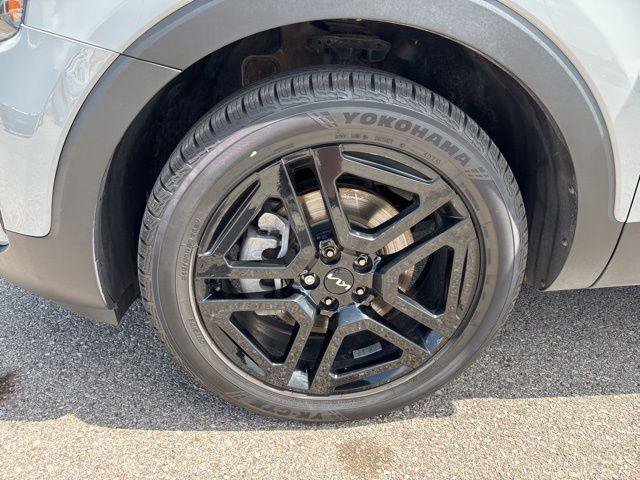 Used 2024 Kia Telluride EX X-Line AWD/4WD image 10