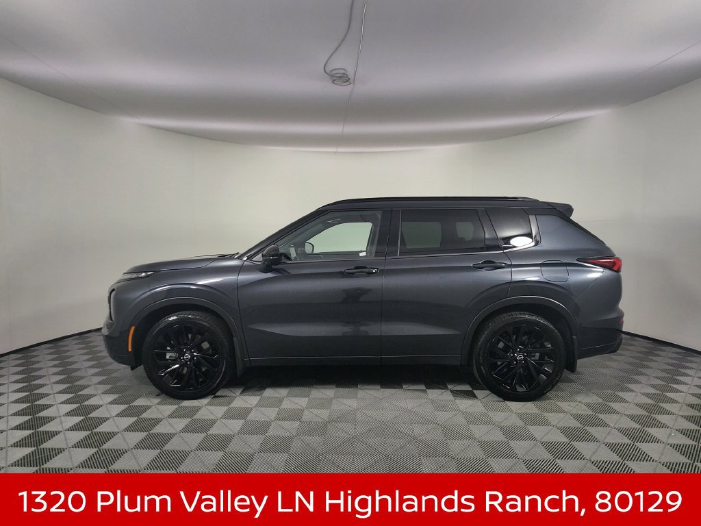 Used 2026 Nissan Rogue Platinum w/ Family Package AWD/4WD image 2