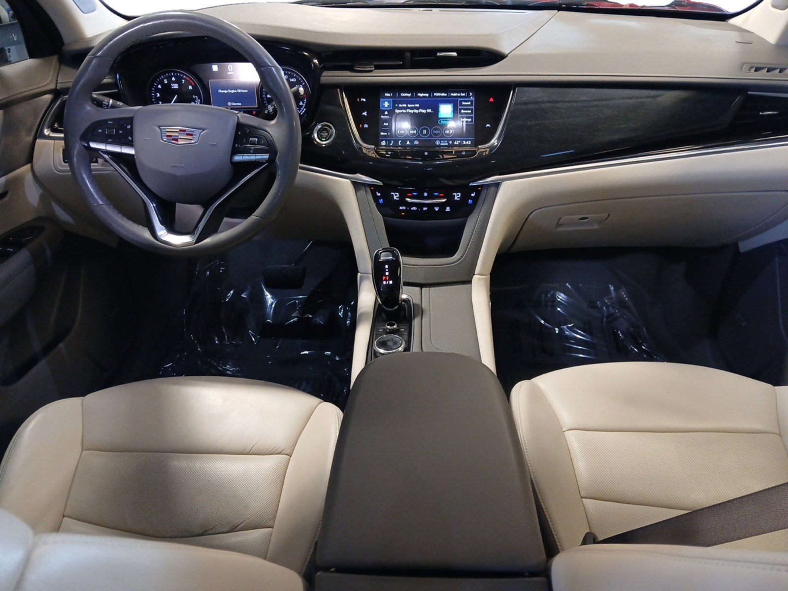 Used 2021 Cadillac XT6 Premium Luxury image 10