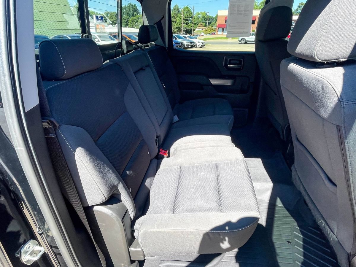 Used 2018 Chevrolet Silverado 1500 LT w/ All Star Edition AWD/4WD image 14