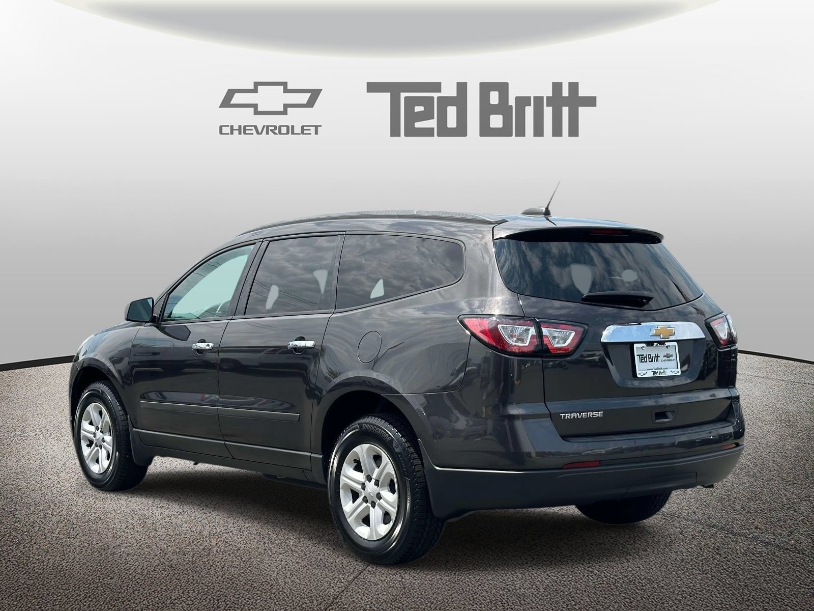 Used 2017 Chevrolet Traverse LS FWD image 6