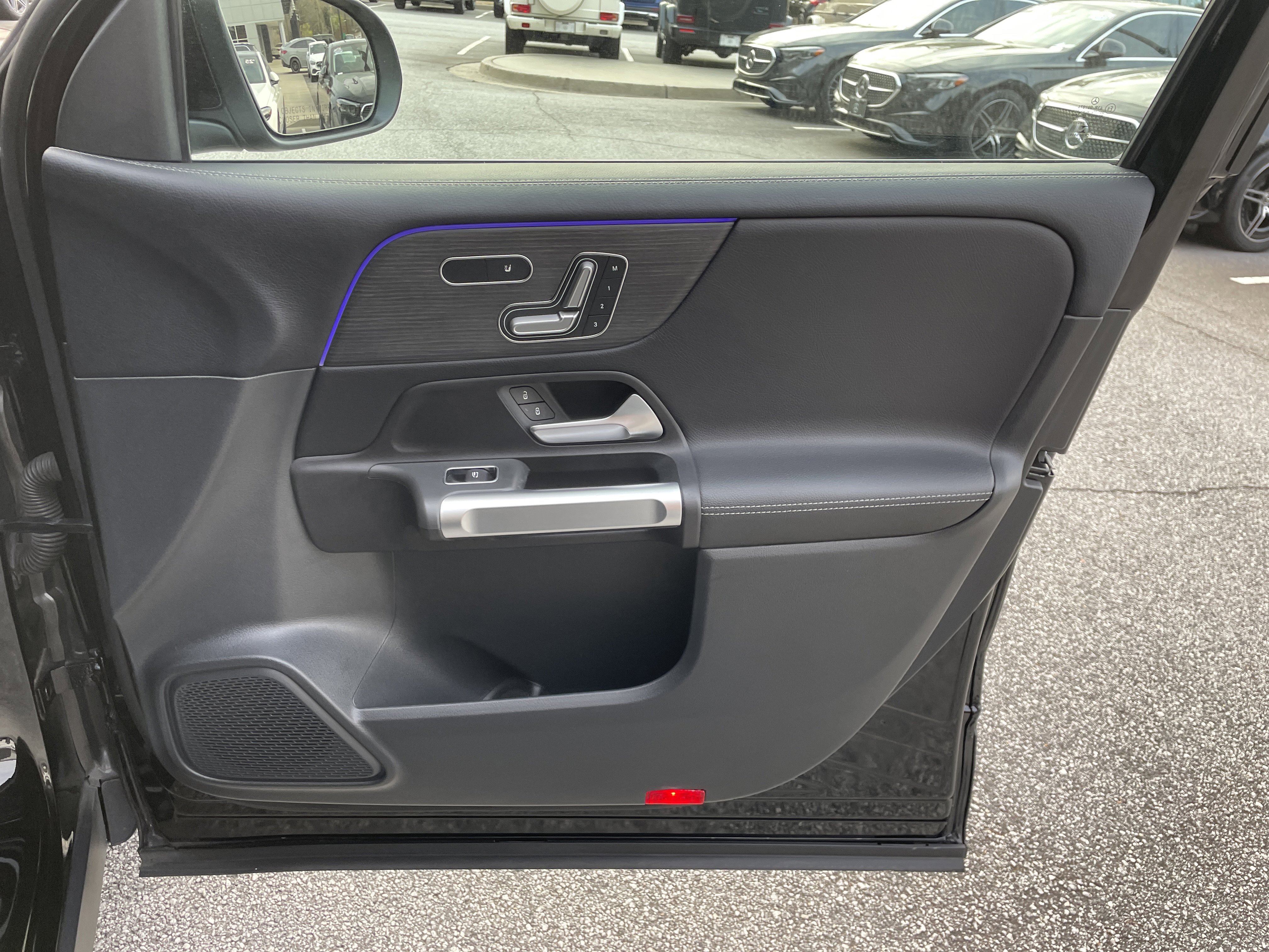 Certified 2022 Mercedes-Benz GLB 250 4MATIC image 46