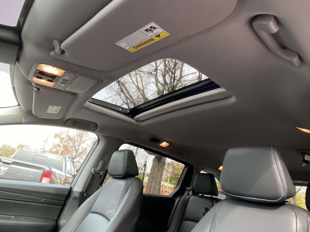 Used 2024 Honda Odyssey EX-L image 15