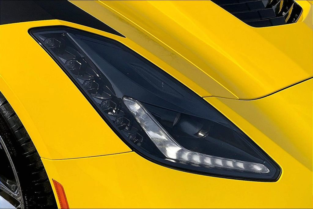 Used 2019 Chevrolet Corvette Stingray Convertible w/ 3LT Preferred Equipment Group RWD image 25