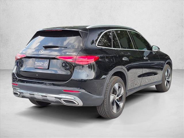 Used 2024 Mercedes-Benz GLC 300 4MATIC image 5
