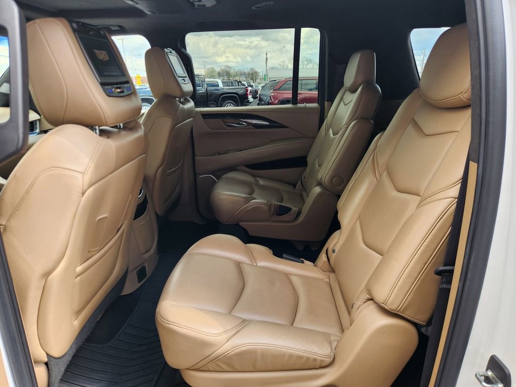 Used 2019 Cadillac Escalade ESV Platinum image 20