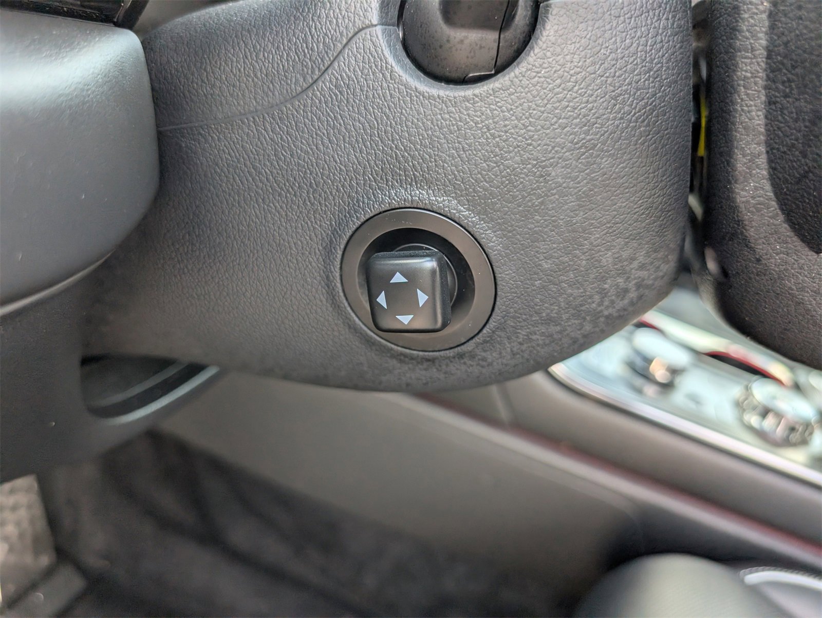 Used 2025 Genesis GV80 3.5T e-SC image 33